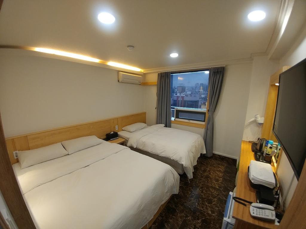 I.Y Hotel ซูวอน ภายนอก รูปภาพ