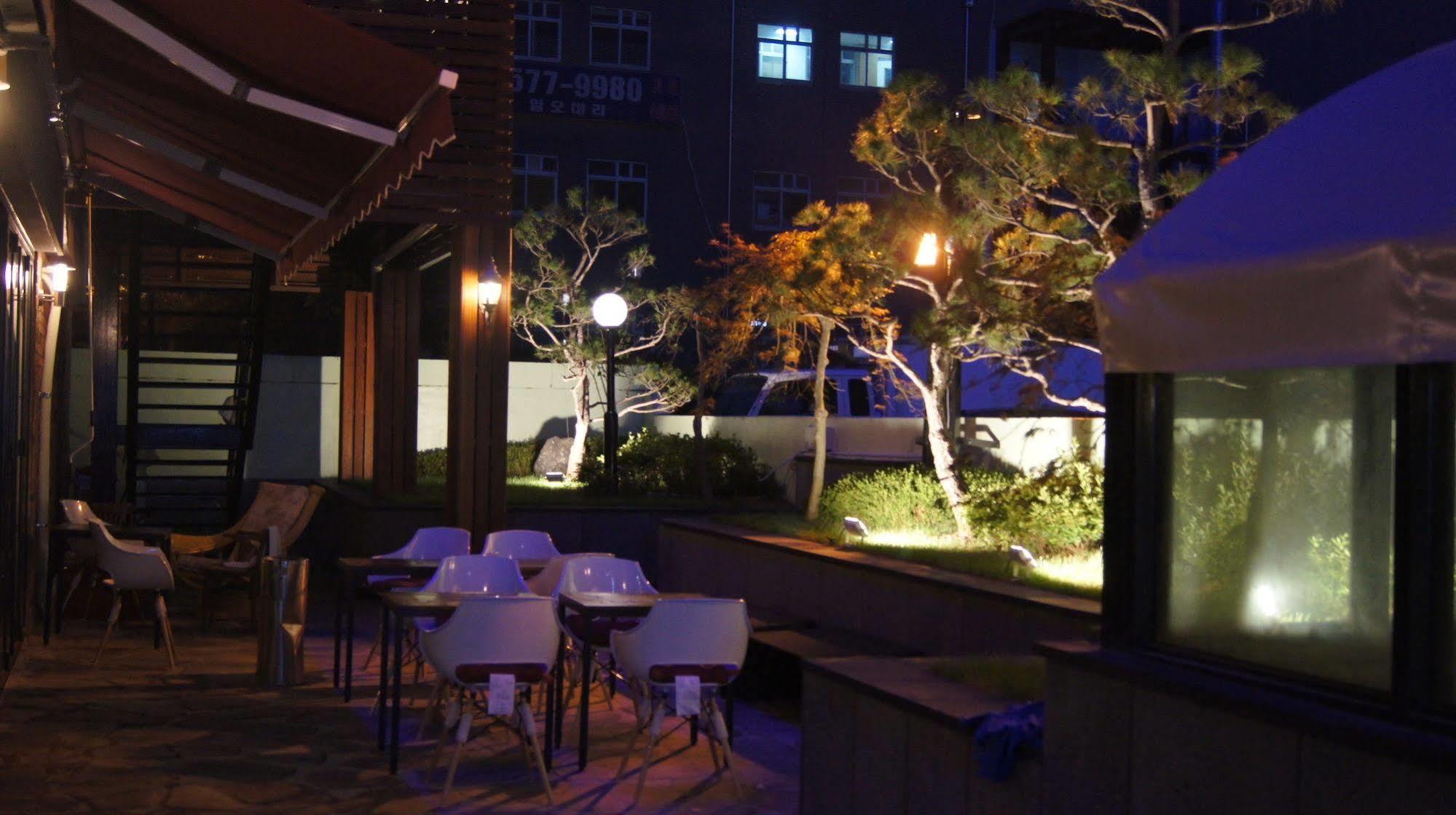 I.Y Hotel ซูวอน ภายนอก รูปภาพ