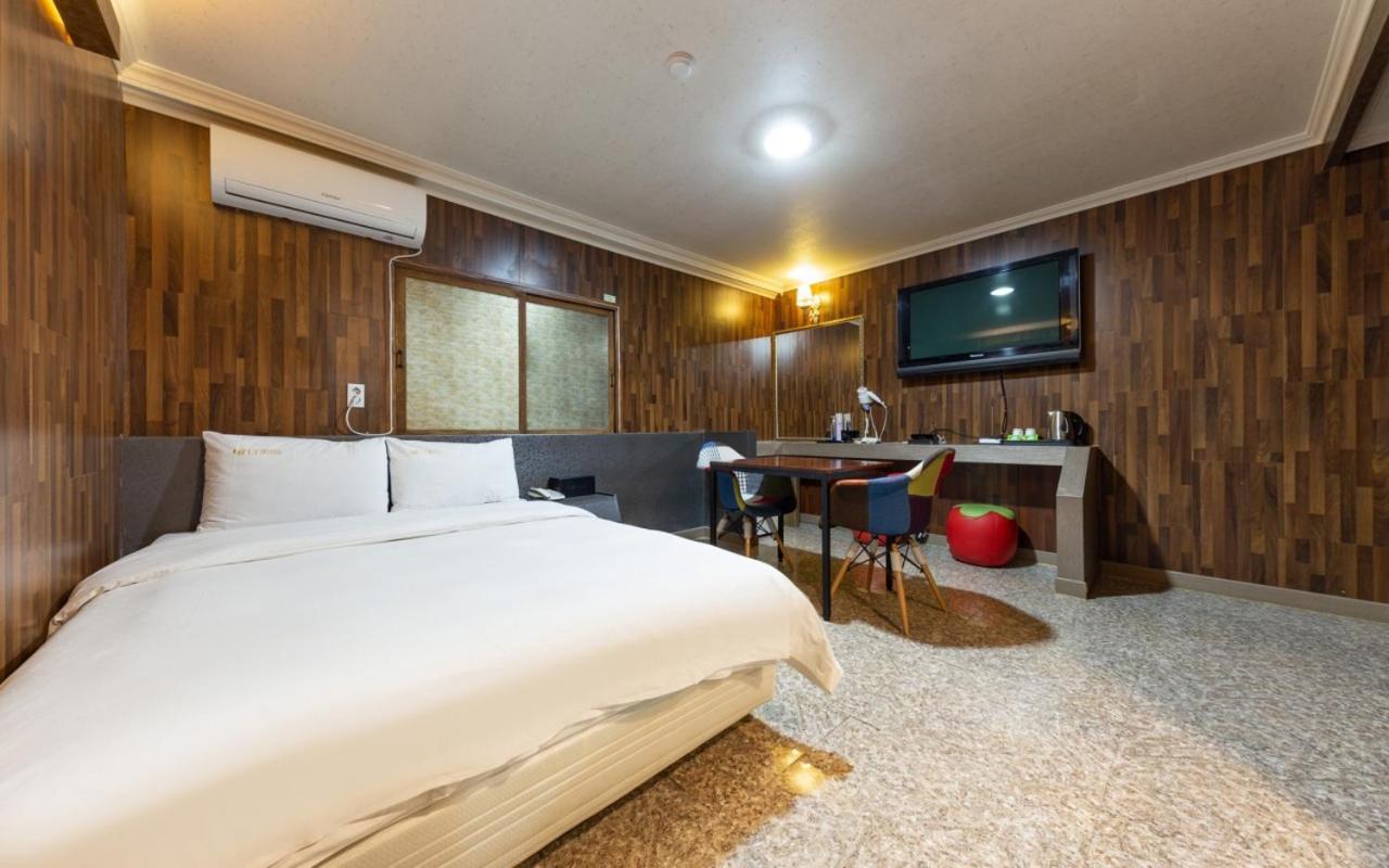 I.Y Hotel ซูวอน ภายนอก รูปภาพ