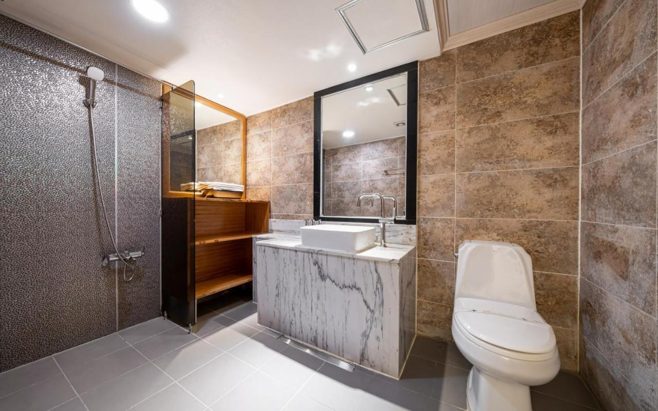 I.Y Hotel ซูวอน ภายนอก รูปภาพ