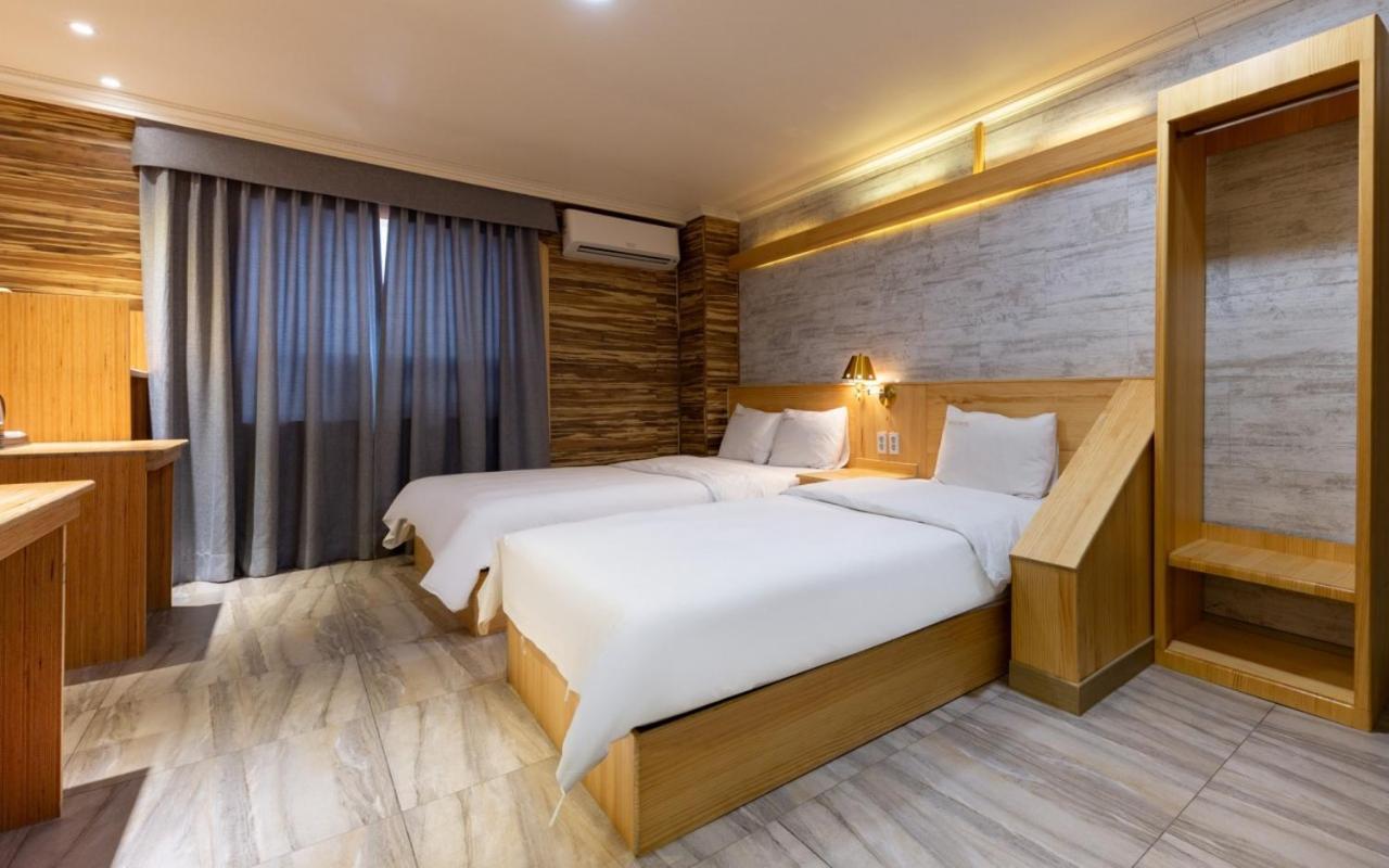 I.Y Hotel ซูวอน ภายนอก รูปภาพ