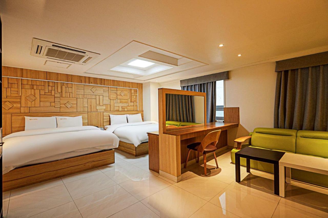 I.Y Hotel ซูวอน ภายนอก รูปภาพ