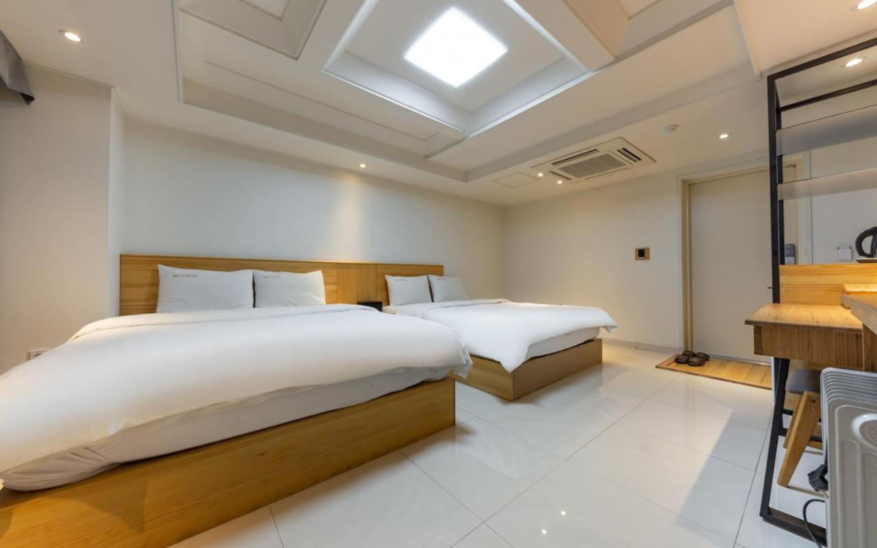 I.Y Hotel ซูวอน ภายนอก รูปภาพ
