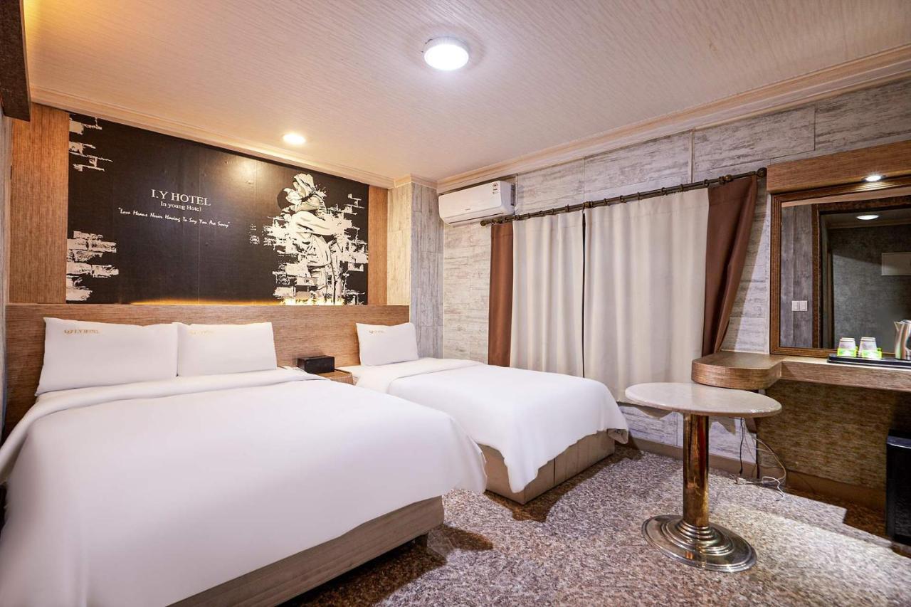 I.Y Hotel ซูวอน ภายนอก รูปภาพ